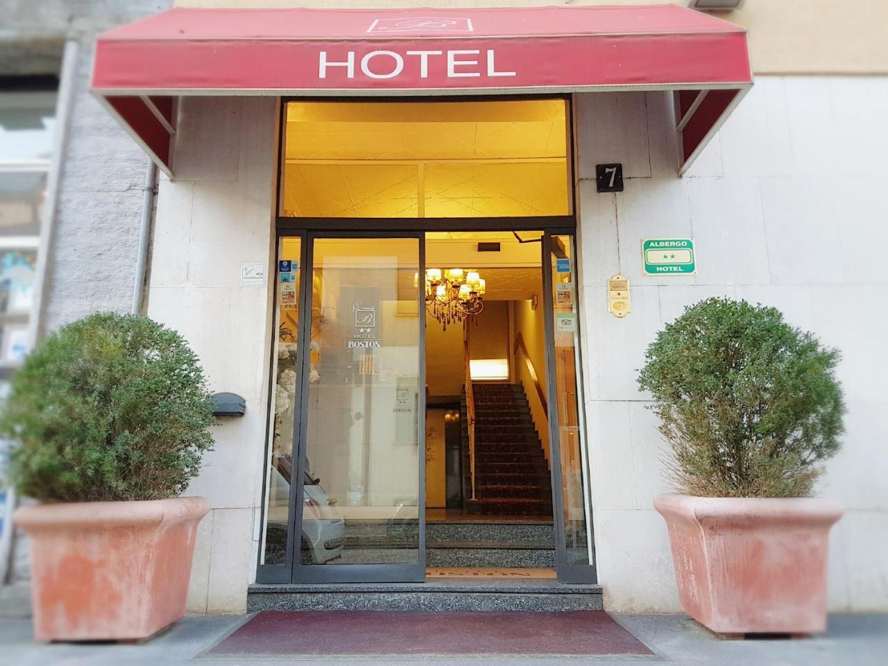 Hotel Boston Мілан Екстер'єр фото
